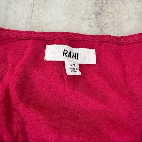 RAHI Pink Lightweight Jacquard Long Sleeve Crop Top Pearl Buttons Square Neck - Picture 2 of 5